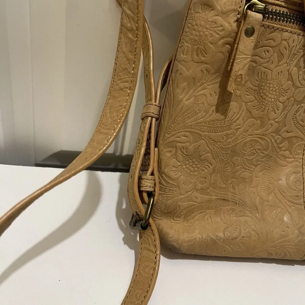 Steven By Steve Madden Embossed Floral Tan Leather Crossbody Bag Western Boho